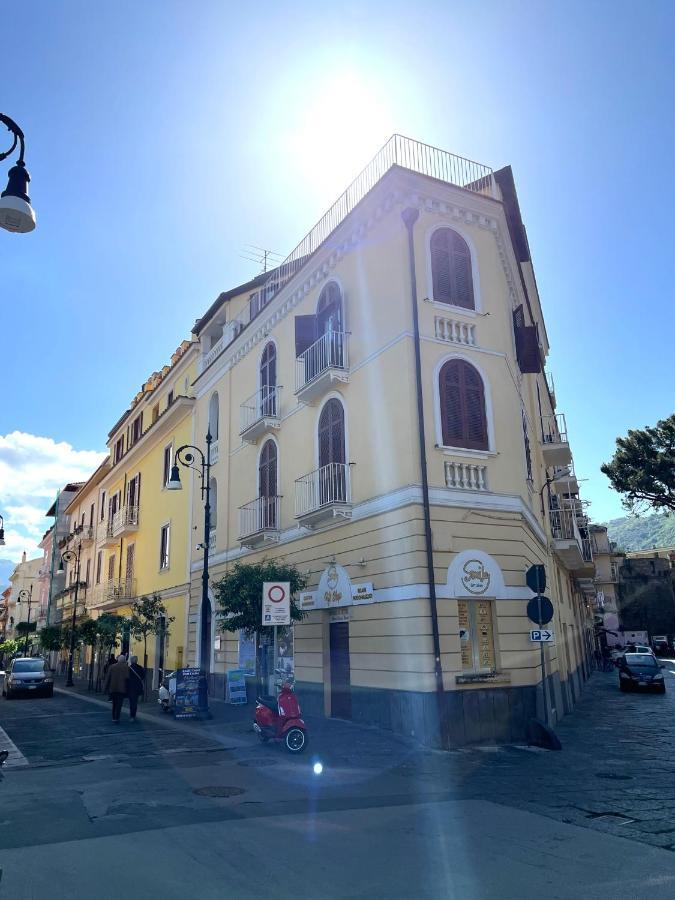 Sorrento Street View Hotel ภายนอก รูปภาพ