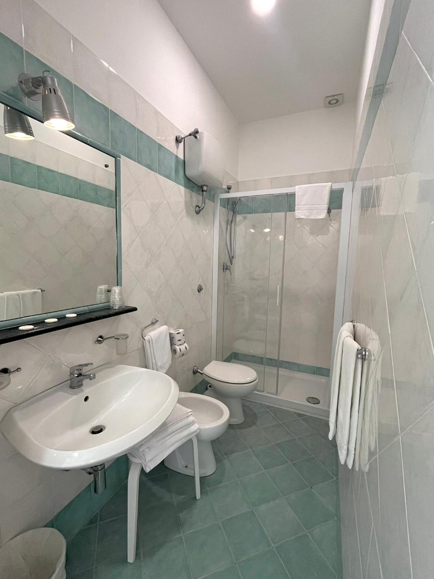 Sorrento Street View Hotel ภายนอก รูปภาพ