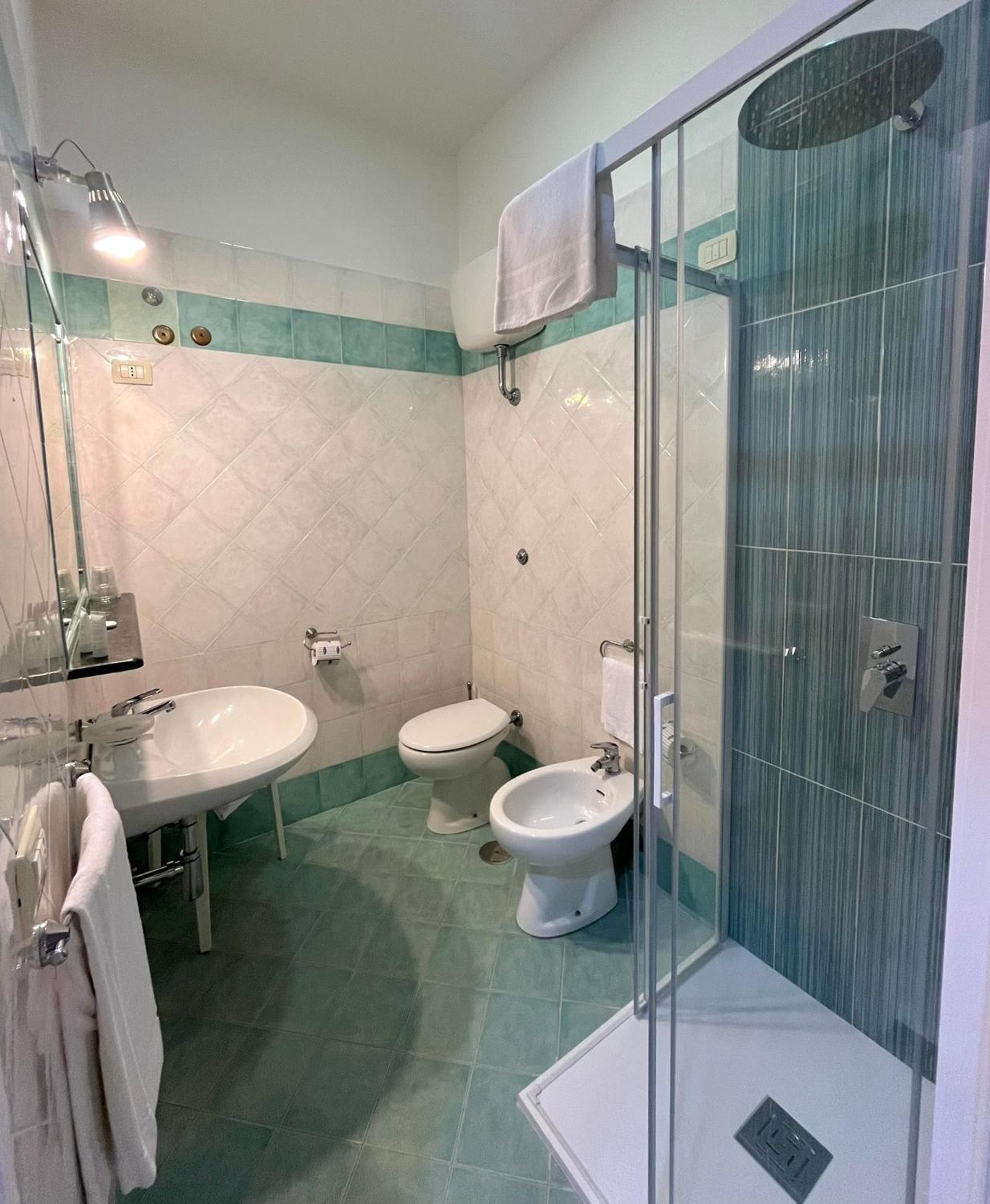 Sorrento Street View Hotel ภายนอก รูปภาพ